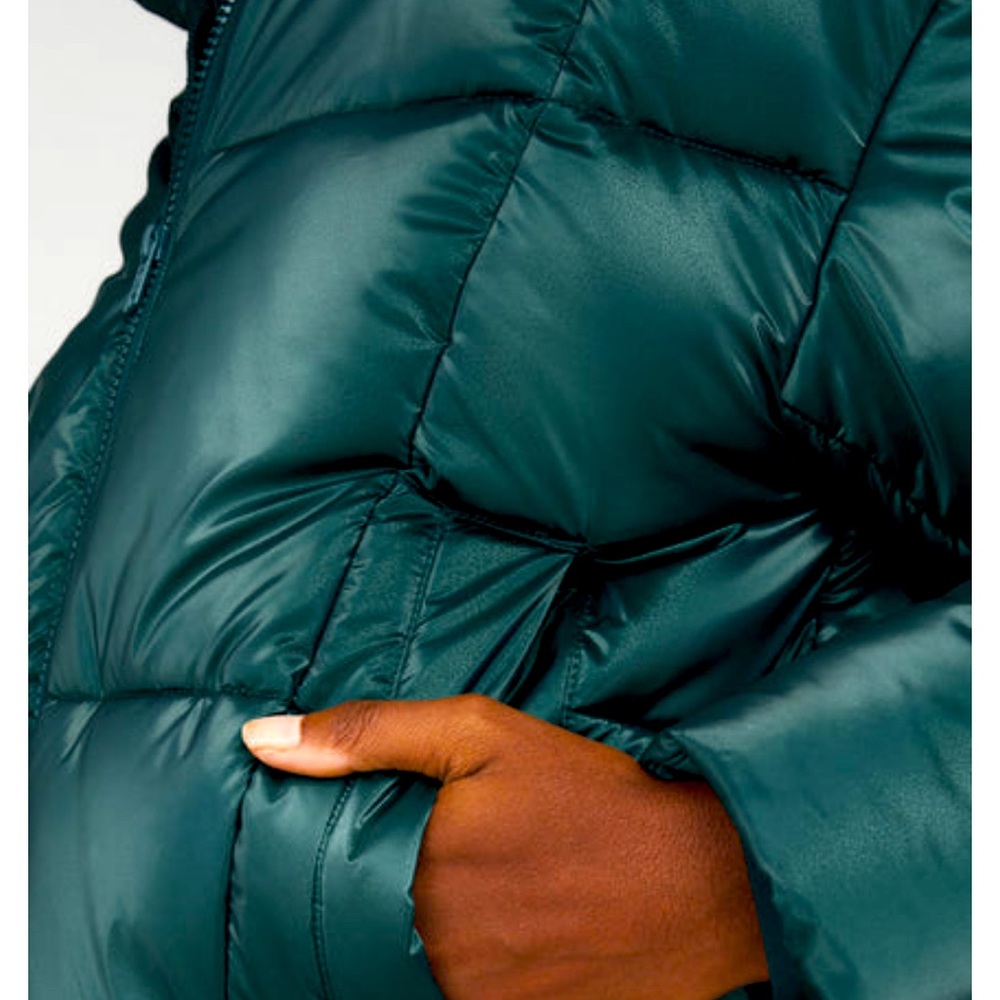 ALO YOGA Pearlized Pristine Puffer